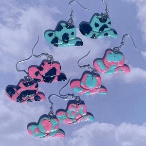 Glittery/ holographic Cowboy/ cowgirl hat with cow print pattern